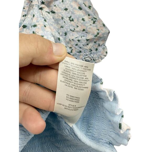 SUNDAY BEST Aritzia Sinatra Smocked Puff-Sleeve Blouse Size Medium Floral Sage - Picture 4 of 8